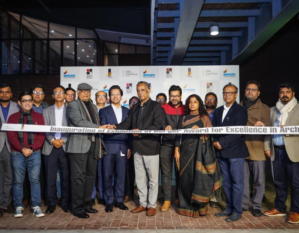 Group photo from the inauguration ceremony of the 11th Cycle Berger Award for Excellence in Architecture (BAEA), featuring key architects and executives cutting the ribbon.